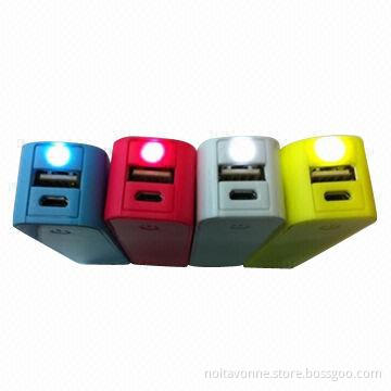 2,600mAh Power Bank Single Battery with Charging Time of 2-3 Hours, Recyclable